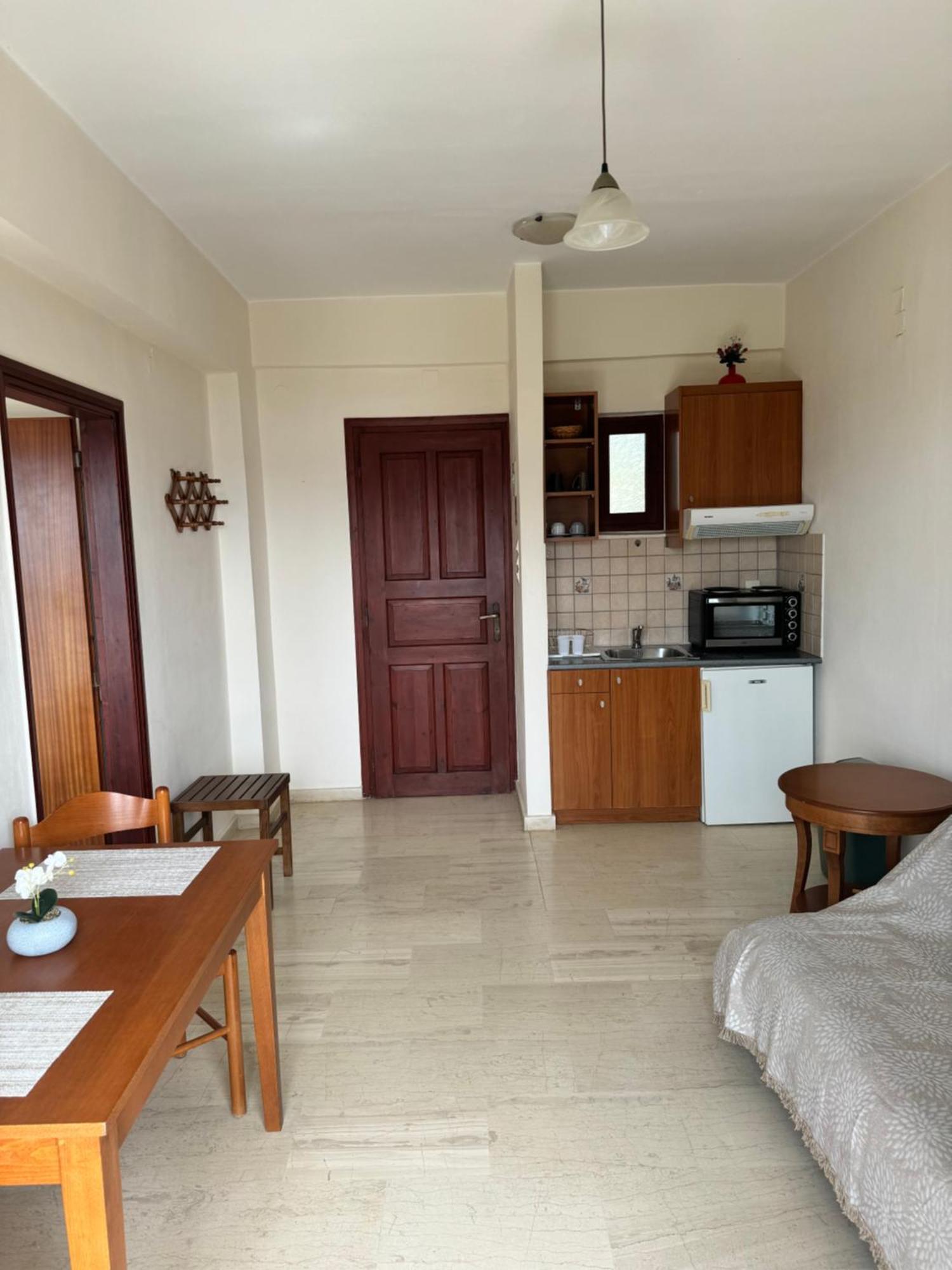 Olive Grove Apartment ปลาเกียส ภายนอก รูปภาพ